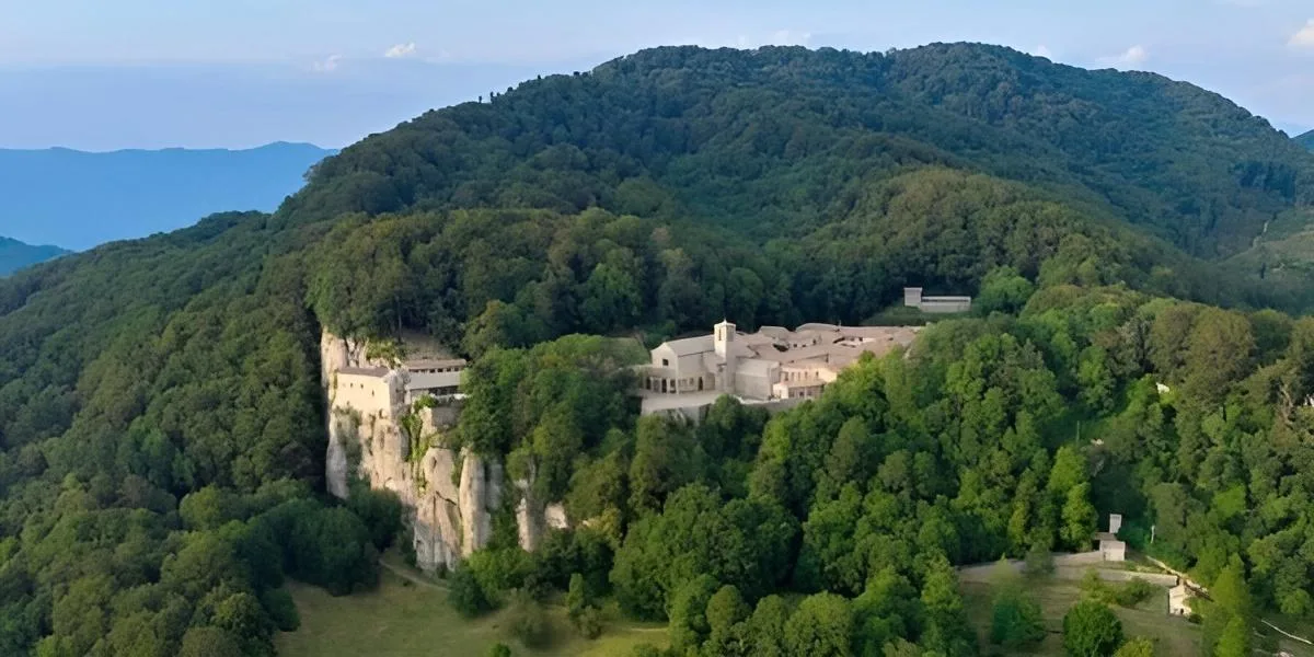 Italia: Sulle orme di San Francesco nel Parco delle Foreste Casentinesi