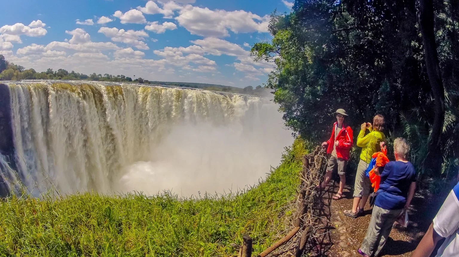 Da Maun alle Cascate Vittoria “Botswana Wild Parks”